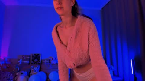    online show from 3, 12, 2024