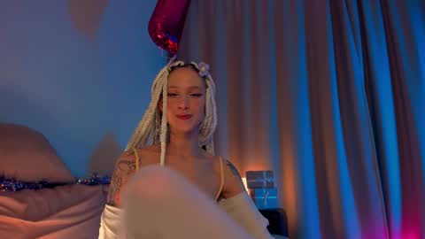    online show from 16, 12, 2024