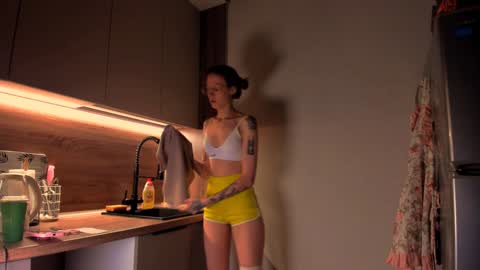    online show from 18, 1, 2025