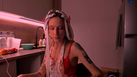    online show from 12, 2, 2025