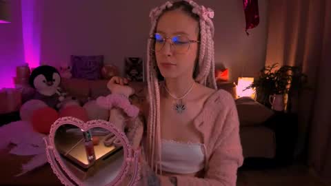    online show from 20, 2, 2025