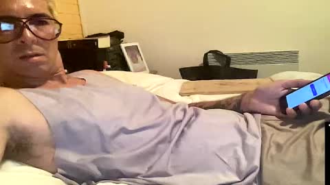 Snapshot of skyfly333 chatting on 22, 3, 2026 IAN HARD online show from 22, 3, 2026