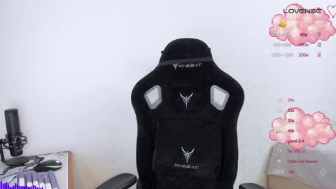 Snapshot of skyqueeni chatting on 9, 1, 2025 Nastya online show from 9, 1, 2025