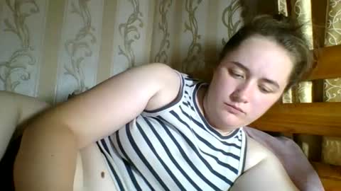 skyressie333 online show from 27, 7, 2026