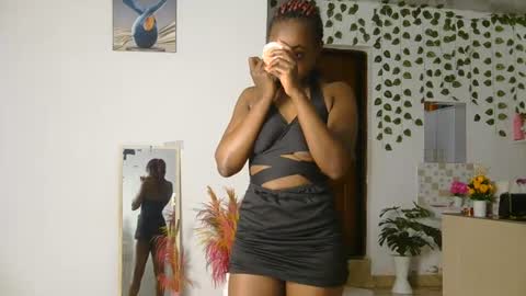 Bella online show from 10, 7, 2026