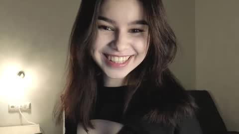 Snapshot of sladkoezka chatting on 14, 11, 2025 Katya online show from 14, 11, 2025