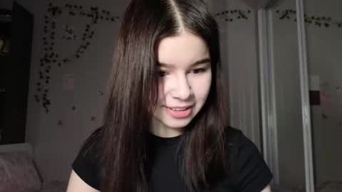 Snapshot of sladkoezka chatting on 6, 1, 2026 Katya online show from 6, 1, 2026