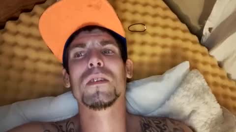 Snapshot of slangincock69 chatting on 1, 1, 2025 SexyMFSlangincock69FYPM online show from 1, 1, 2025