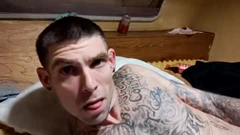 Snapshot of slangincock69 chatting on 19, 1, 2025 SexyMFSlangincock69FYPM online show from 19, 1, 2025