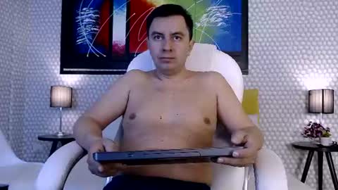 Slaysassy  online show from 19, 7, 2026