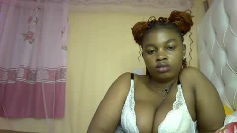 Snapshot of slayslay002 chatting on 4, 12, 2024 Rose online show from 4, 12, 2024