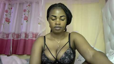 Snapshot of slayslay002 chatting on 29, 1, 2025 Rose online show from 29, 1, 2025