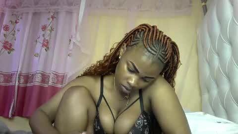 Snapshot of slayslay002 chatting on 29, 1, 2025 Rose online show from 29, 1, 2025