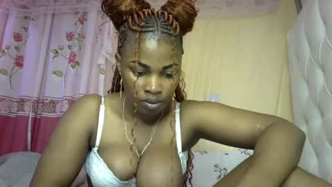 Snapshot of slayslay002 chatting on 30, 1, 2025 Rose online show from 30, 1, 2025