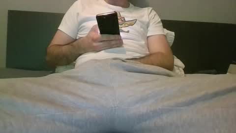 Snapshot of sleepless19 chatting on 15, 3, 2026 sleepless19 online show from 15, 3, 2026