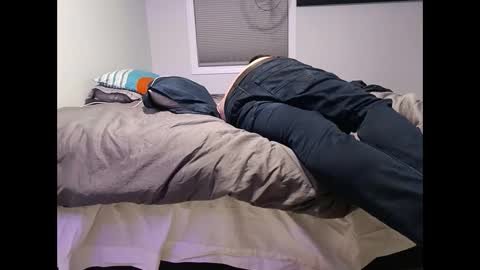 sleepwithyou online show from 28, 2, 2025