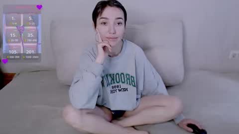 sleepy_ash_ online show from 10, 6, 2026