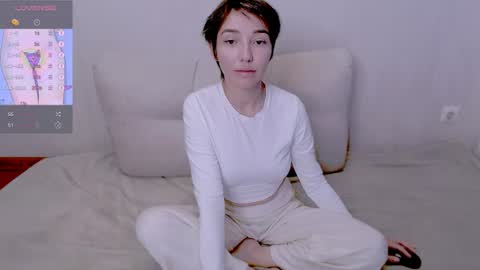 sleepy_ash_ online show from 9, 8, 2026