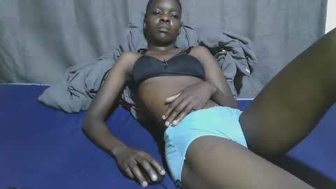 Snapshot of slender_queen chatting on 15, 1, 2026 slender_queen online show from 15, 1, 2026