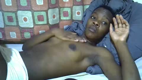 Snapshot of slender_queen chatting on 9, 3, 2026 slender_queen online show from 9, 3, 2026