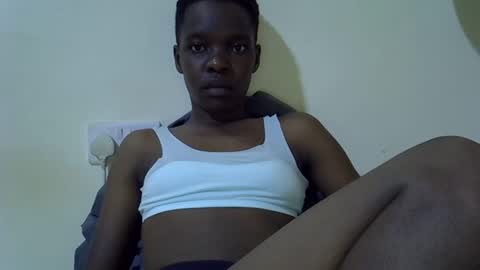 slender_queen online show from 13, 4, 2026