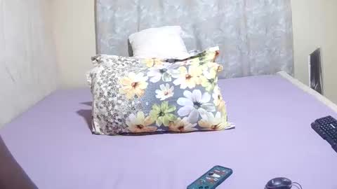 slender_sweetbabe online show from 20, 4, 2026