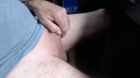 Snapshot of sliderguy699 chatting on 13, 10, 2025 sliderguy699 online show from 13, 10, 2025