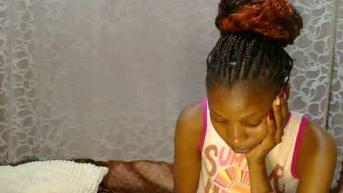 slim_girl01 online show from 15, 7, 2026
