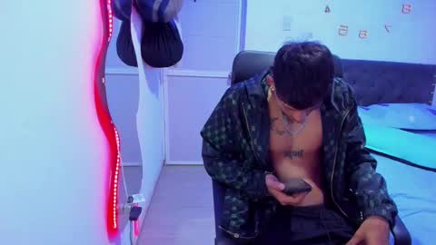 Snapshot of slim_master12 chatting on 22, 1, 2025 slim_master12 online show from 22, 1, 2025