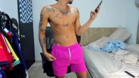 Snapshot of slim_master12 chatting on 18, 12, 2025 slim_master12 online show from 18, 12, 2025