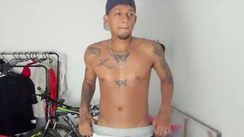 slim_master12 online show from 13, 4, 2026