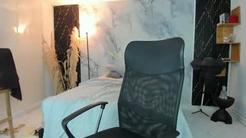 slim_master12 online show from 22, 7, 2026