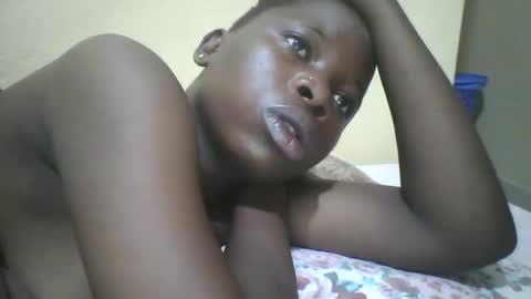 slim_petite_ebony online show from 23, 1, 2025