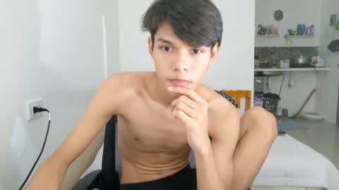 Snapshot of slim_sensation chatting on 25, 5, 2026 slim_sensation online show from 25, 5, 2026