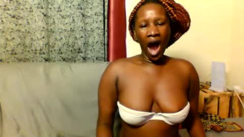 slimandthick1 online show from 19, 11, 2025