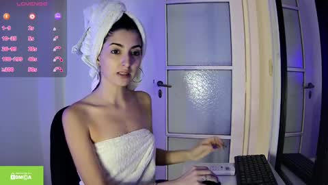 Snapshot of slimbaby69 chatting on 20, 2, 2025 Ivi online show from 20, 2, 2025