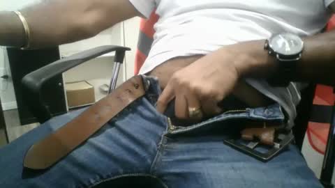 Snapshot of slimjimorange9 chatting on 7, 10, 2025 slimjimorange9 online show from 7, 10, 2025