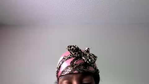 Snapshot of slimmmgooodiexoxo chatting on 23, 9, 2025 slimmmgooodiexoxo online show from 23, 9, 2025