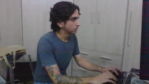 Snapshot of slimteaser089 chatting on 2, 11, 2025 SlimTeaser089 online show from 2, 11, 2025