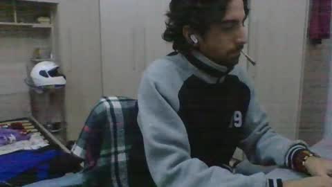 Snapshot of slimteaser089 chatting on 28, 11, 2025 SlimTeaser089 online show from 28, 11, 2025