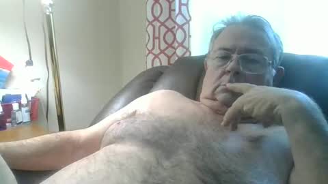 Snapshot of slippery_duck chatting on 27, 1, 2025 slippery_duck online show from 27, 1, 2025