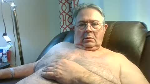 Snapshot of slippery_duck chatting on 5, 2, 2025 slippery_duck online show from 5, 2, 2025