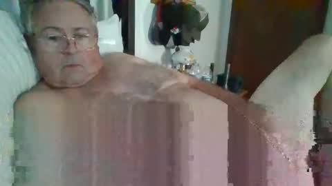 Snapshot of slippery_duck chatting on 26, 9, 2025 slippery_duck online show from 26, 9, 2025