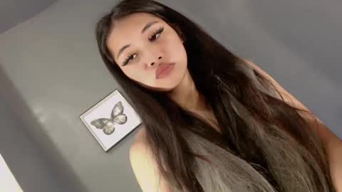 slut4attention online show from 7, 5, 2026