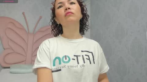 Paola  online show from 6, 3, 2025