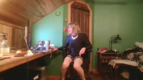 Snapshot of slutjennifertransxx chatting on 20, 9, 2025 slutjennifertransxx online show from 20, 9, 2025
