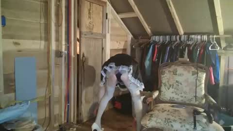 slutjennifertransxx online show from 21, 2, 2026