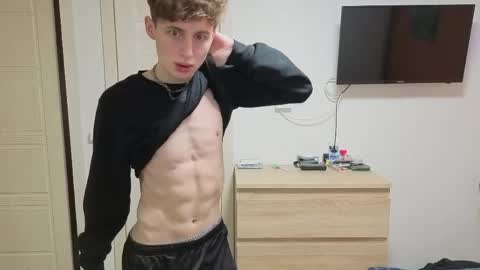 sluttsavage online show from 22, 3, 2026