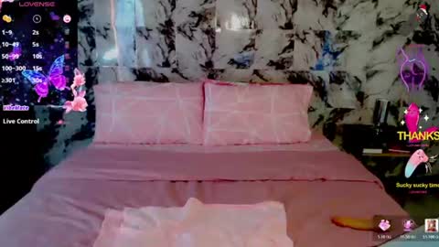 Snapshot of slutty_asian chatting on 27, 7, 2026 slutty asian-- online show from 27, 7, 2026