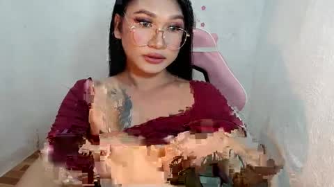  Lovie  online show from 23, 1, 2025